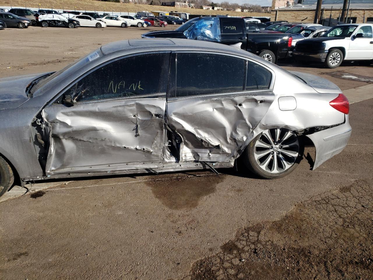 Photo 9 from auction – 2012 HYUNDAI GENESIS 5. with VIN KMHGC4DH2CU158376