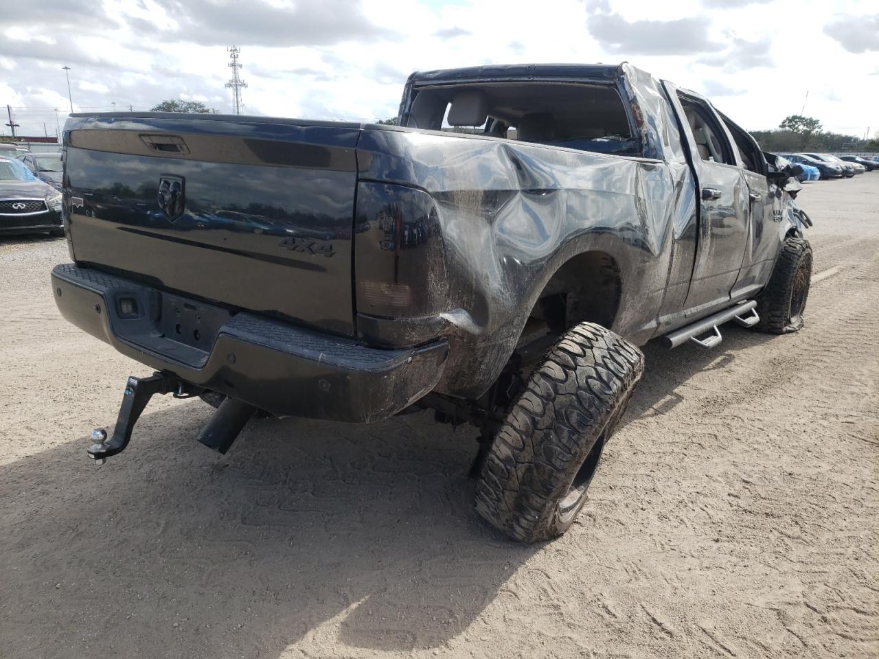 Photo 4 from auction – 2011 DODGE RAM 2500 with VIN 3D7UT2HL5BG547885