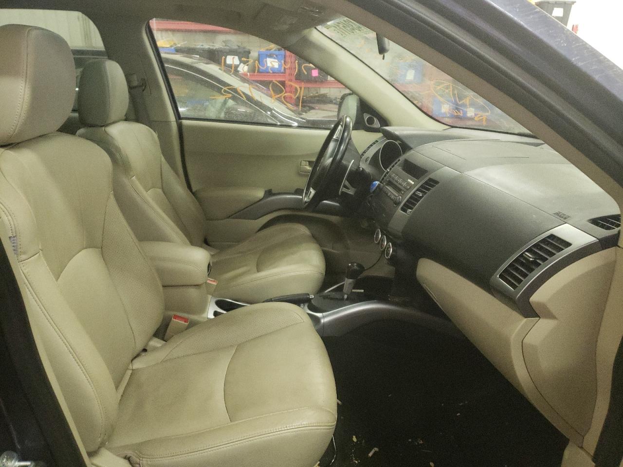 Photo 5 from auction – 2007 MITSUBISHI OUTLANDER with VIN JA4MT41X67Z018787