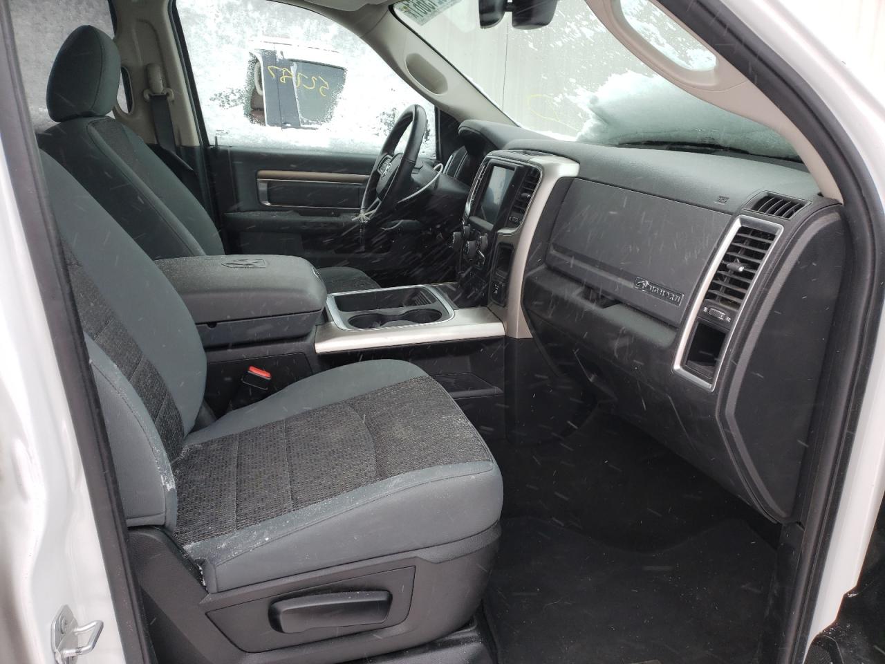 Photo 5 from auction – 2017 RAM 1500 SLT with VIN 1C6RR7LT9HS835145