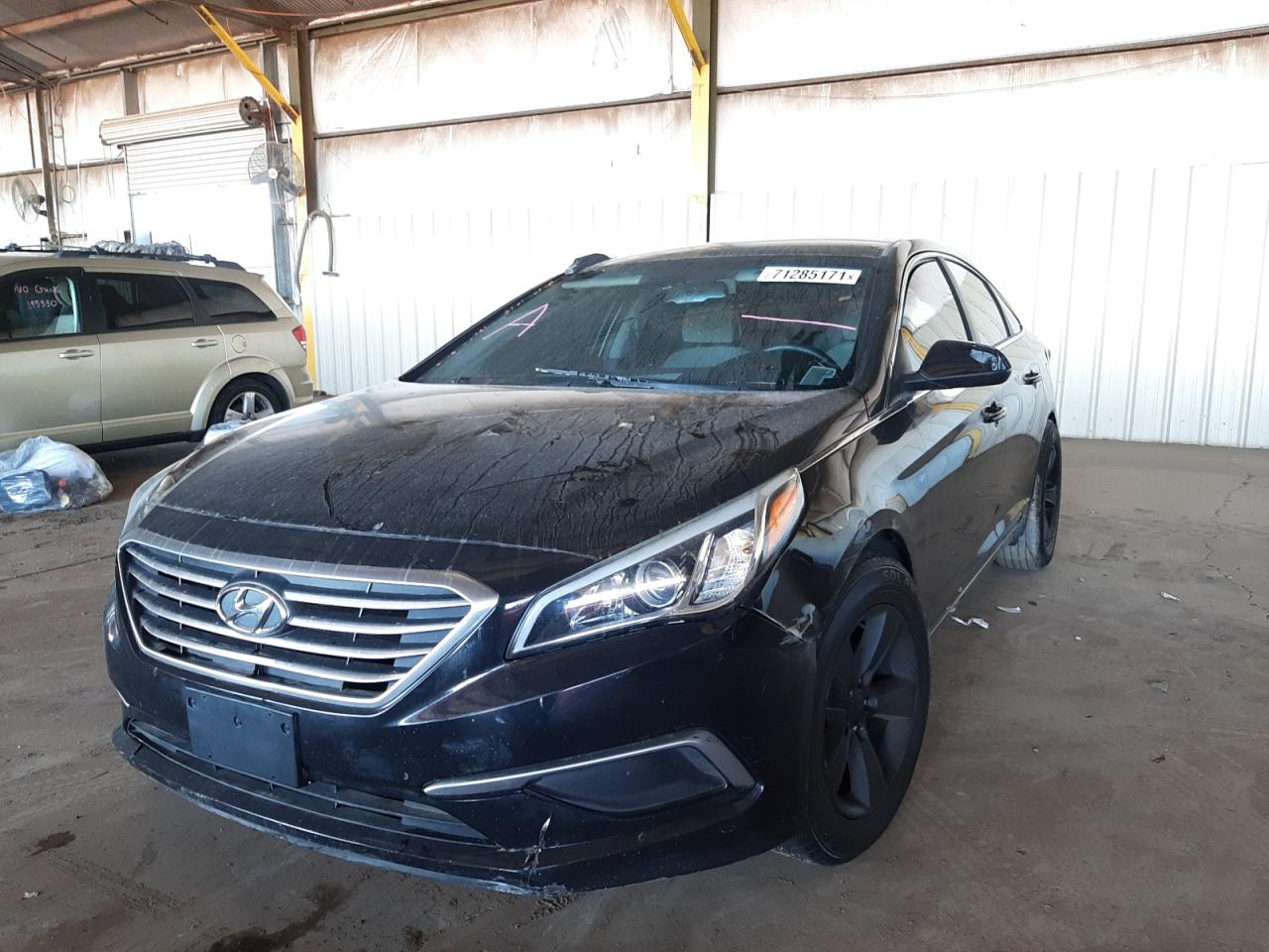 Photo 2 from auction – 2016 HYUNDAI SONATA SE with VIN 5NPE24AF3GH384296
