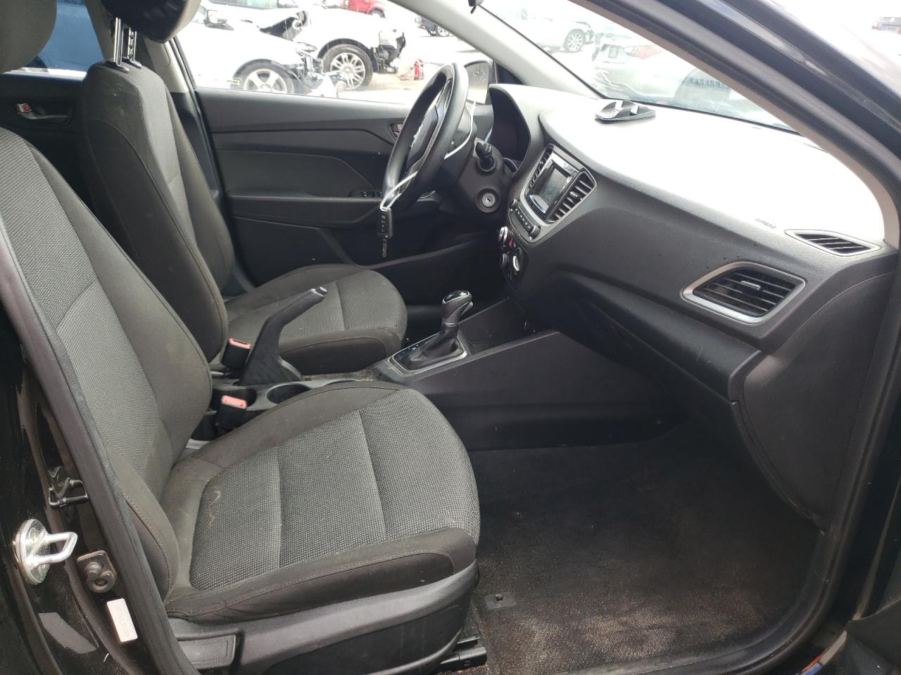 Photo 5 from auction – 2018 HYUNDAI ACCENT SE with VIN 3KPC24A31JE025909