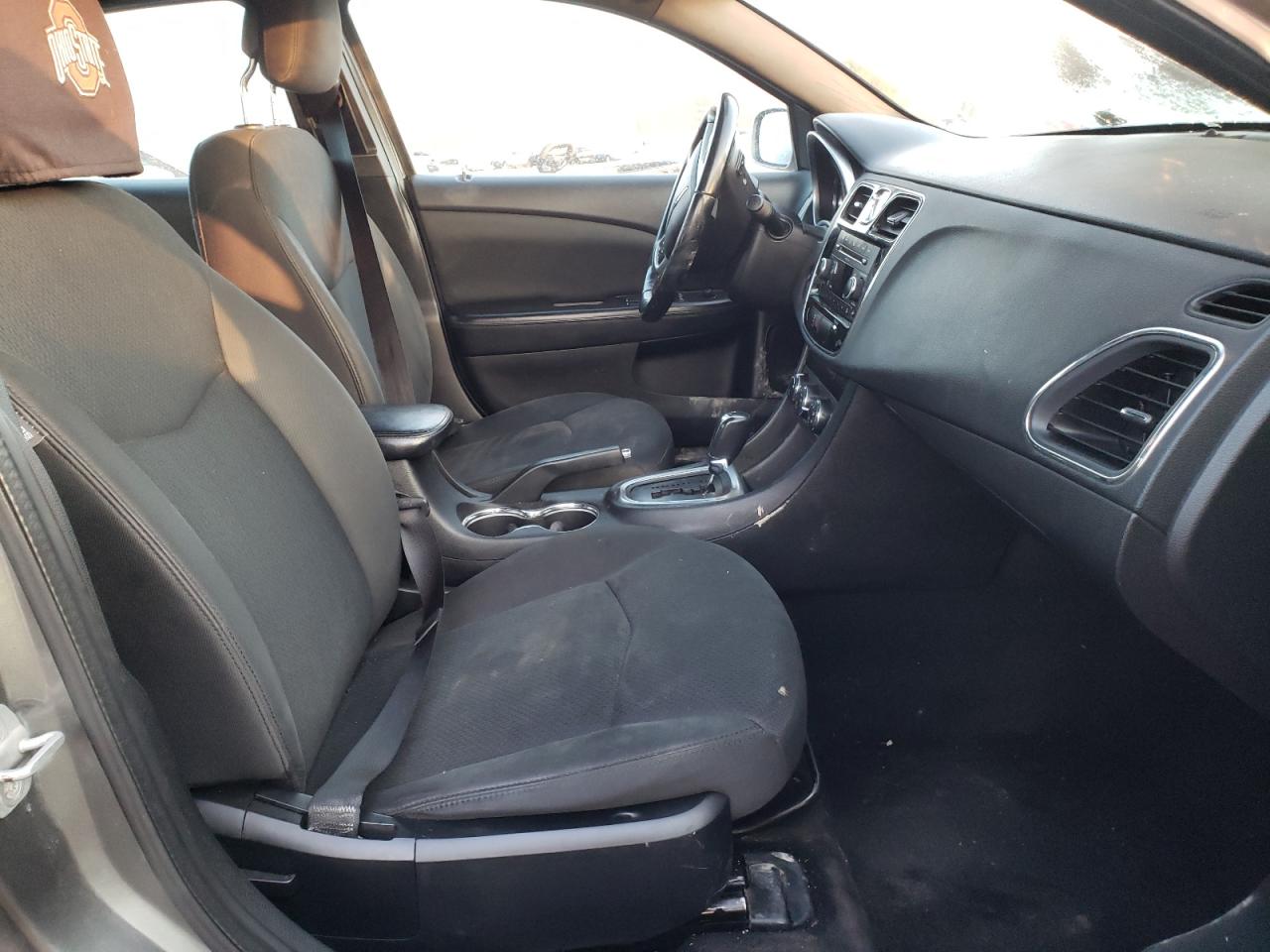 Photo 5 from auction – 2011 CHRYSLER 200 TOURIN with VIN 1C3BC1FB6BN581268