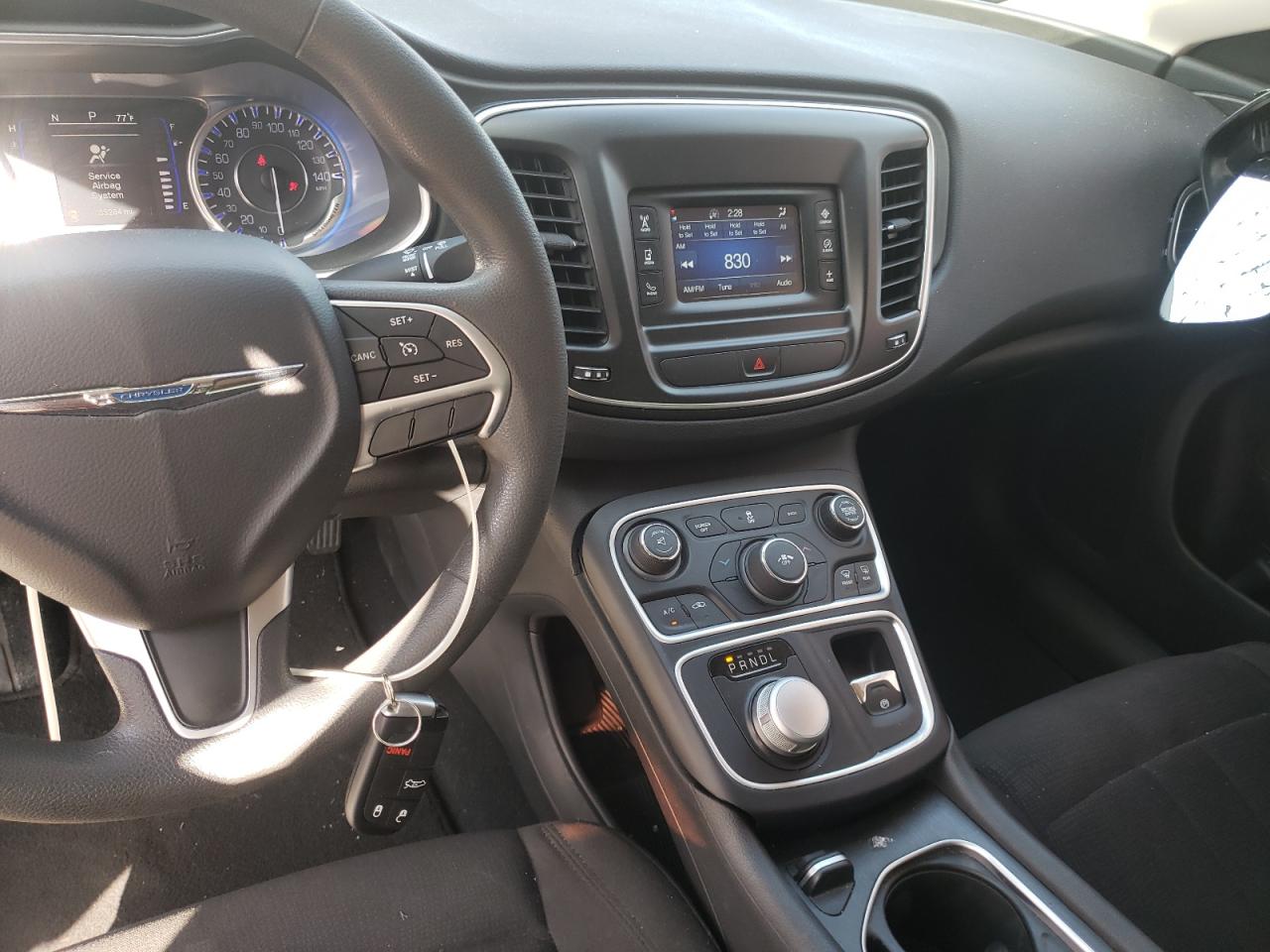 Photo 9 from auction – 2015 CHRYSLER 200 LIMITE with VIN 1C3CCCAB5FN726670
