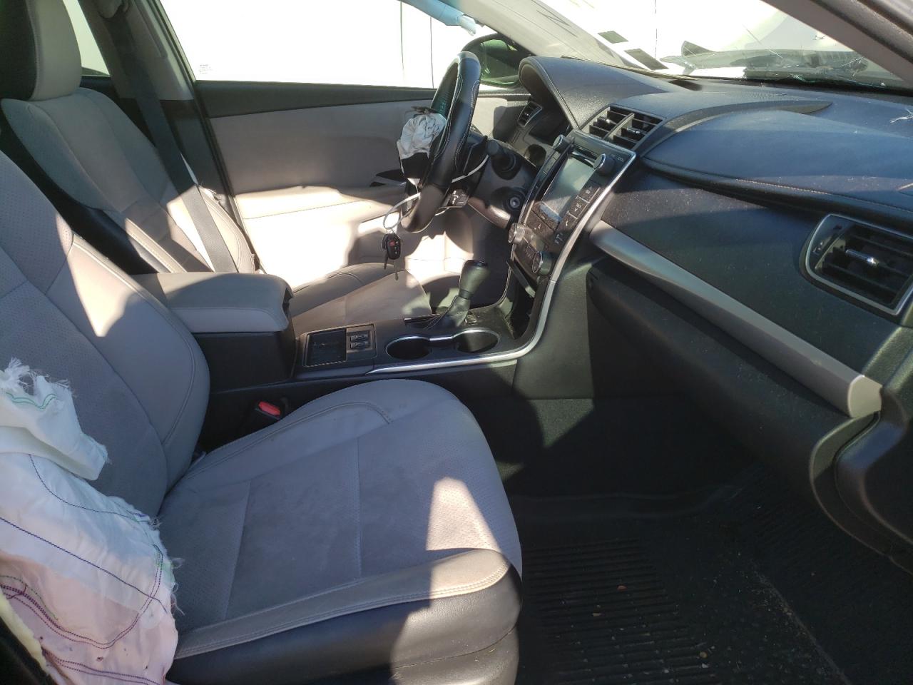 Photo 5 from auction – 2017 TOYOTA CAMRY LE with VIN 4T1BF1FK1HU338271