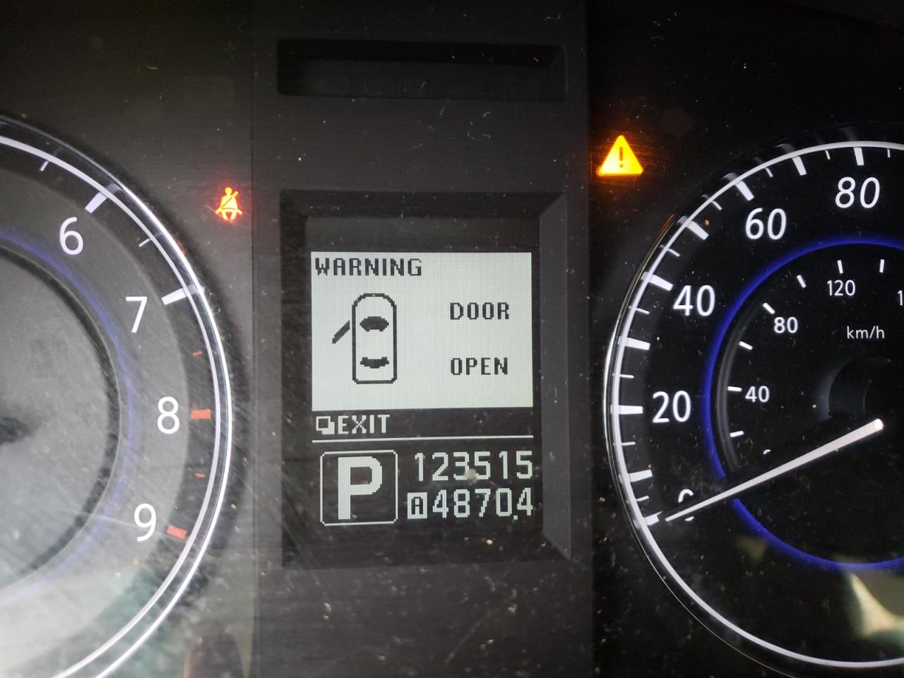 Photo 8 from auction – 2010 INFINITI G37 BASE with VIN JN1CV6AP0AM408833