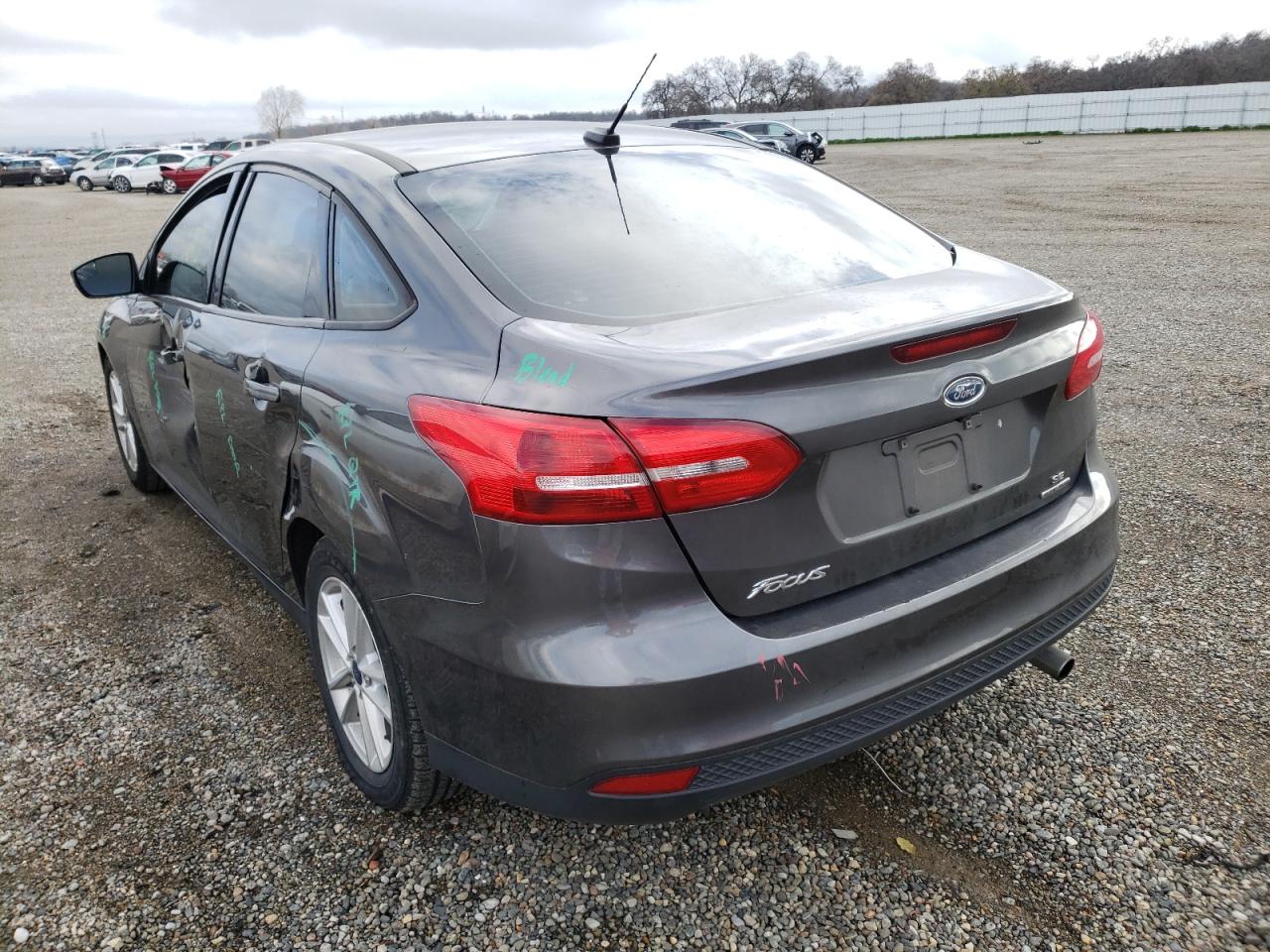 Photo 3 from auction – 2015 FORD FOCUS SE with VIN 1FADP3F2XFL270258