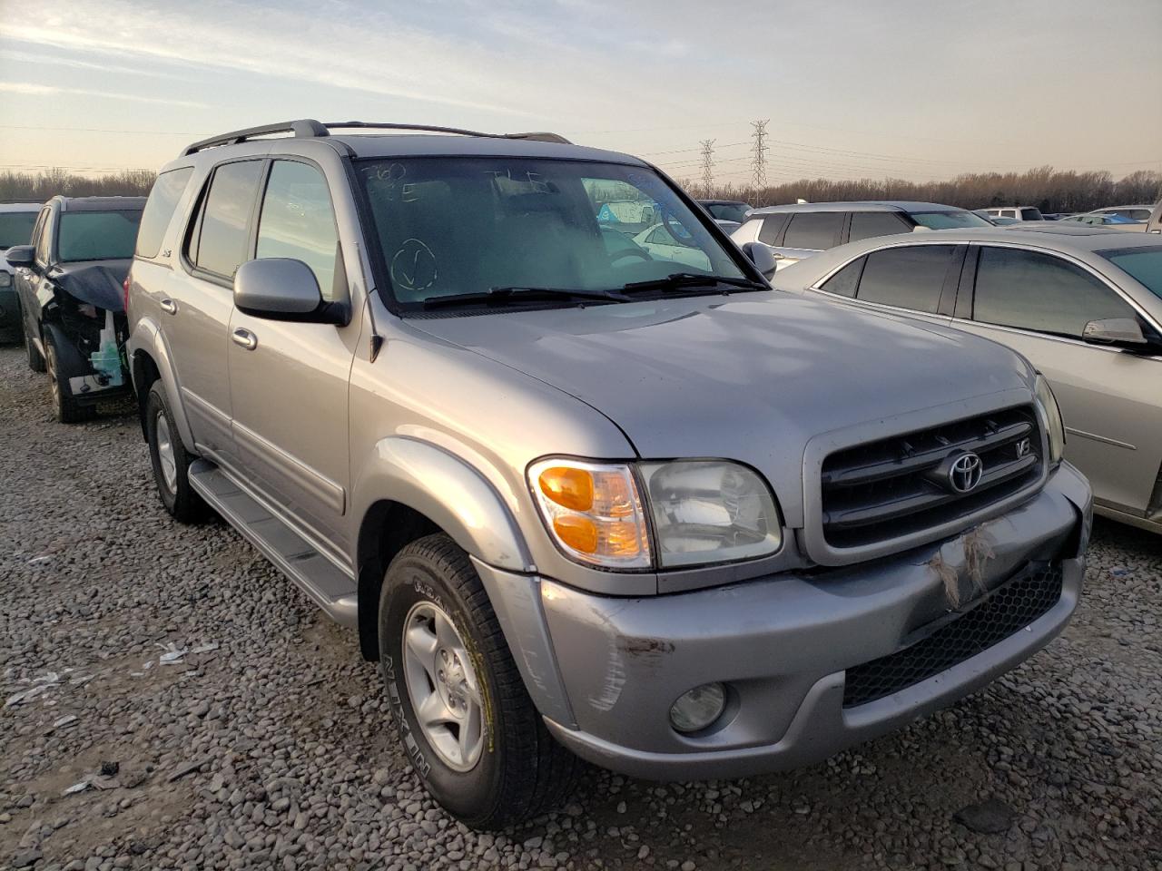 TOYOTA SEQUOIA SR 2002 with VIN 5TDBT44A72S133512 - Photo from auction