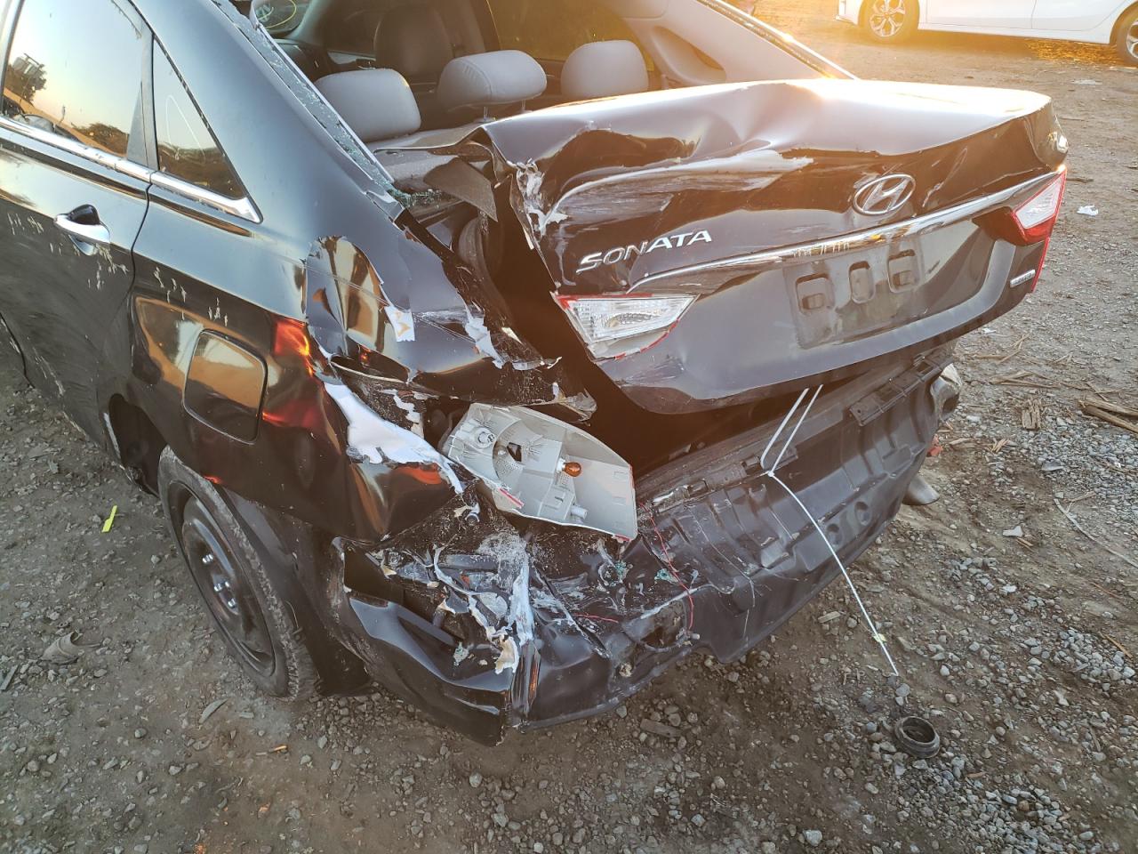 Photo 9 from auction – 2011 HYUNDAI SONATA SE with VIN 5NPEC4AC6BH019459