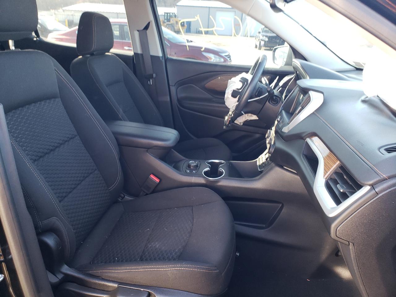 Photo 5 from auction – 2019 GMC TERRAIN SL with VIN 3GKALTEV7KL360569