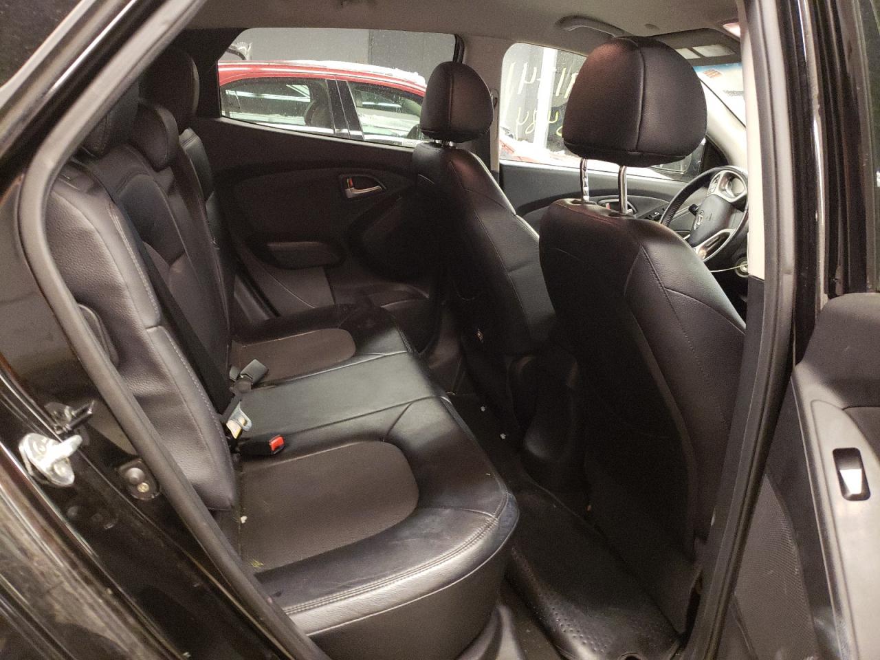 Photo 6 from auction – 2012 HYUNDAI TUCSON GLS with VIN KM8JU3AC8CU522919