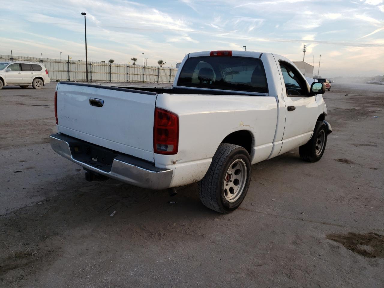 Photo 4 from auction – 2004 DODGE RAM 1500 S with VIN 1D7HA16K64J285436