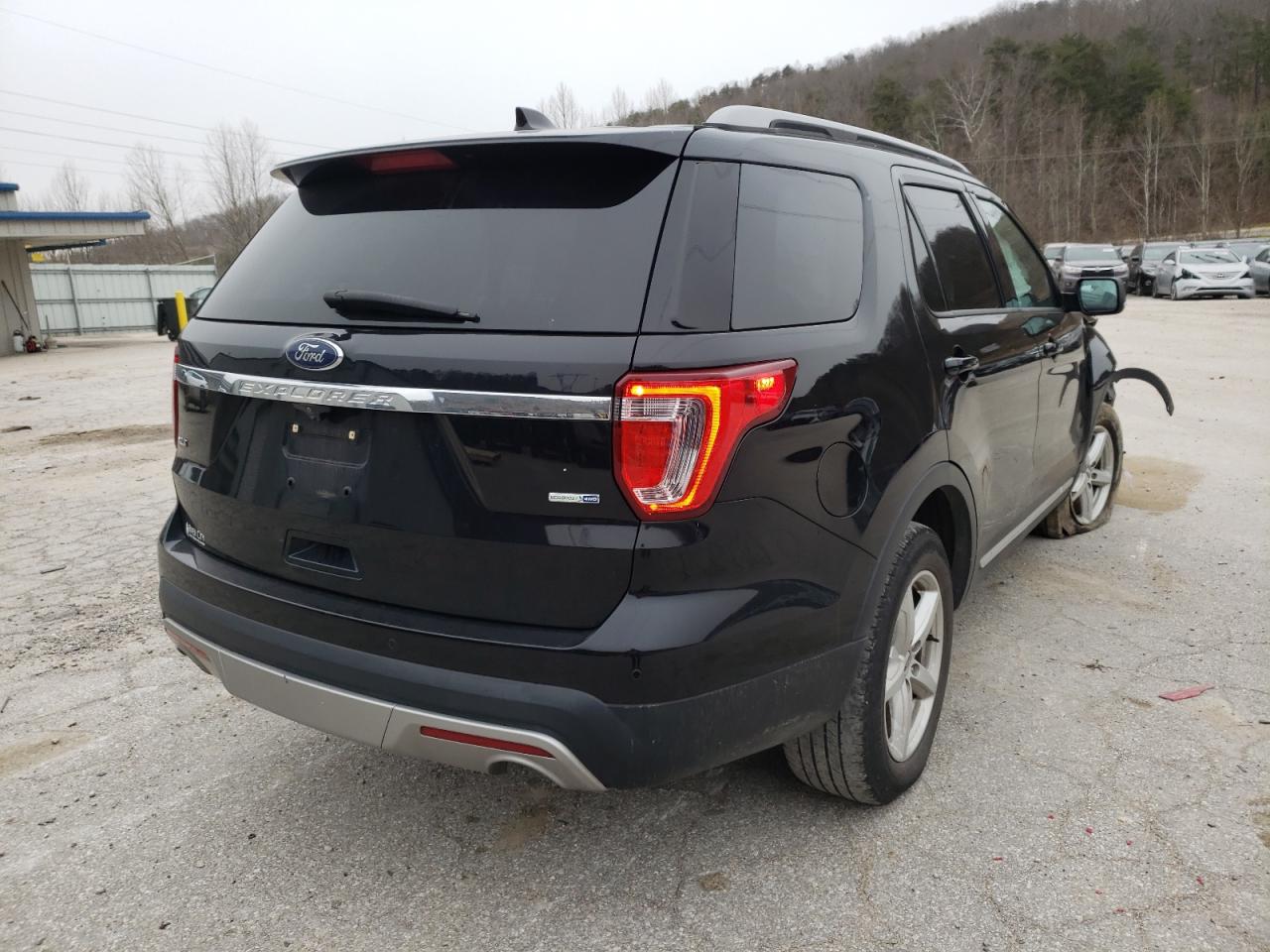 Photo 4 from auction – 2017 FORD EXPLORER X with VIN 1FM5K8DH7HGC04324