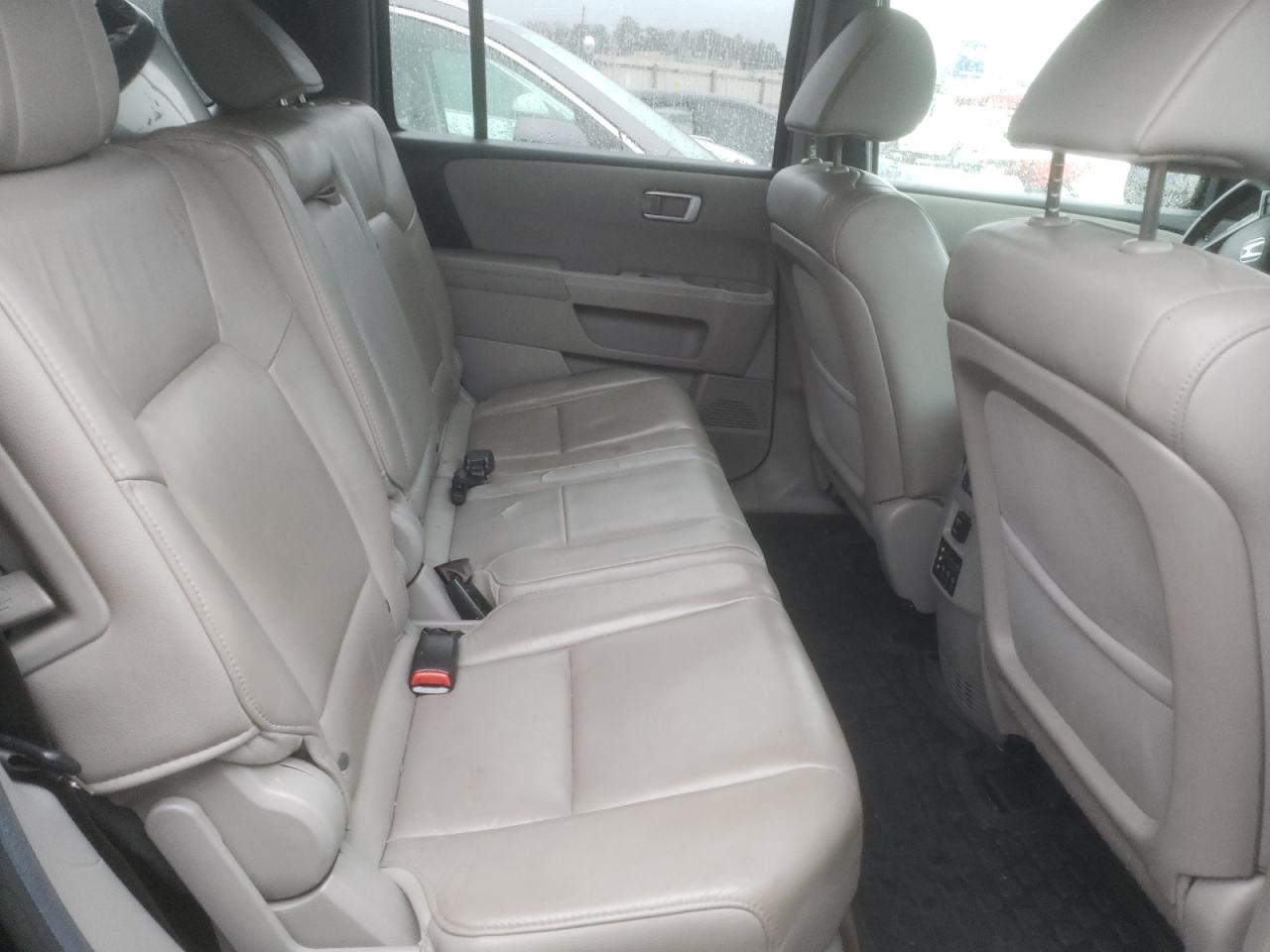 Photo 6 from auction – 2013 HONDA PILOT EXL with VIN 5FNYF4H64DB022379
