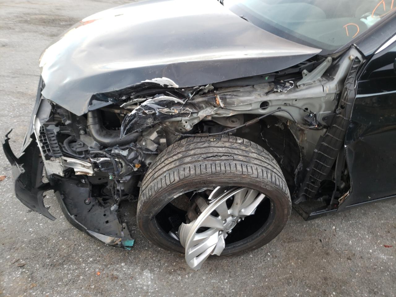 Photo 9 from auction – 2014 ACURA RLX TECH with VIN JH4KC1F5XEC006059
