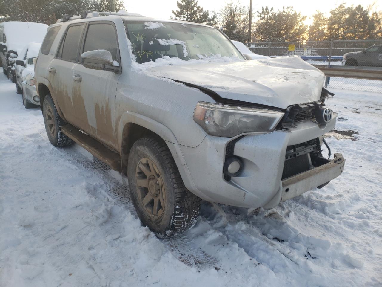 Photo 1 from auction – 2014 TOYOTA 4RUNNER SR with VIN JTEBU5JR6E5181716