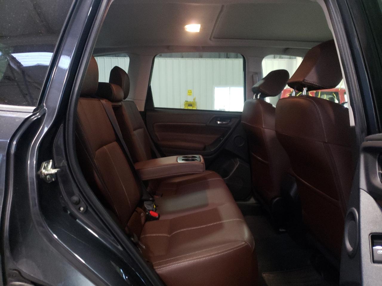 Photo 6 from auction – 2017 SUBARU FORESTER 2 with VIN JF2SJATC9HH592014