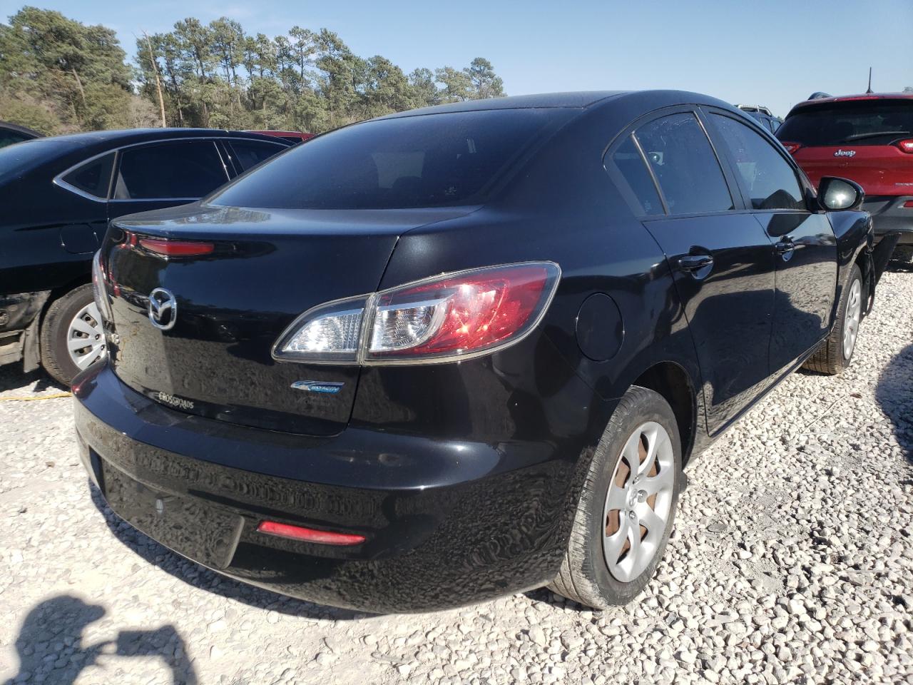 Photo 4 from auction – 2013 MAZDA 3 I with VIN JM1BL1U76D1746420