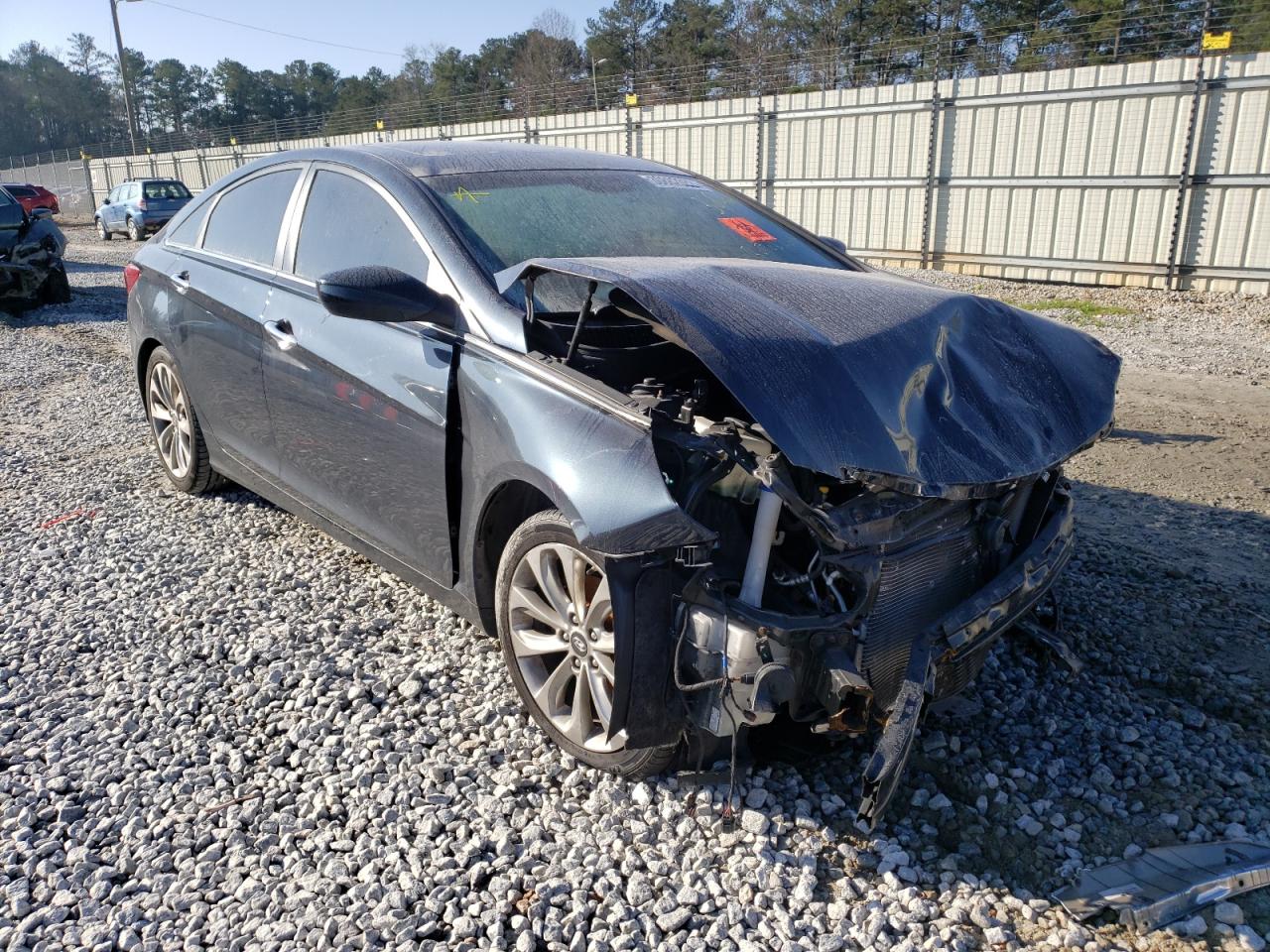 HYUNDAI SONATA SE 2013 with VIN 5NPEC4AC6DH685675 - Photo from auction