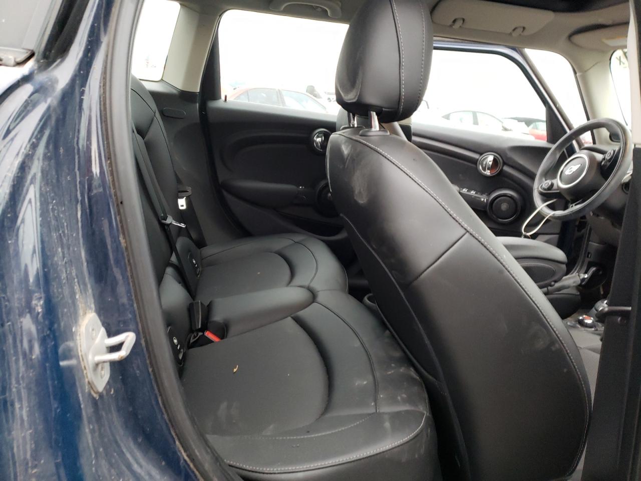 Photo 6 from auction – 2015 MINI COOPER with VIN WMWXS5C54FT828280