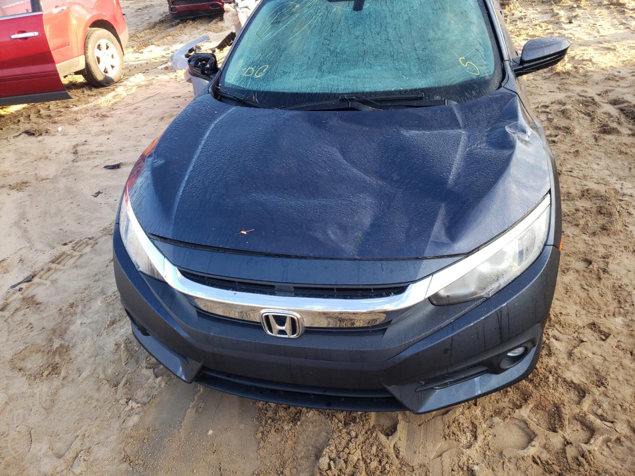 Photo 9 from auction – 2016 HONDA CIVIC EXL with VIN 19XFC1F77GE028195