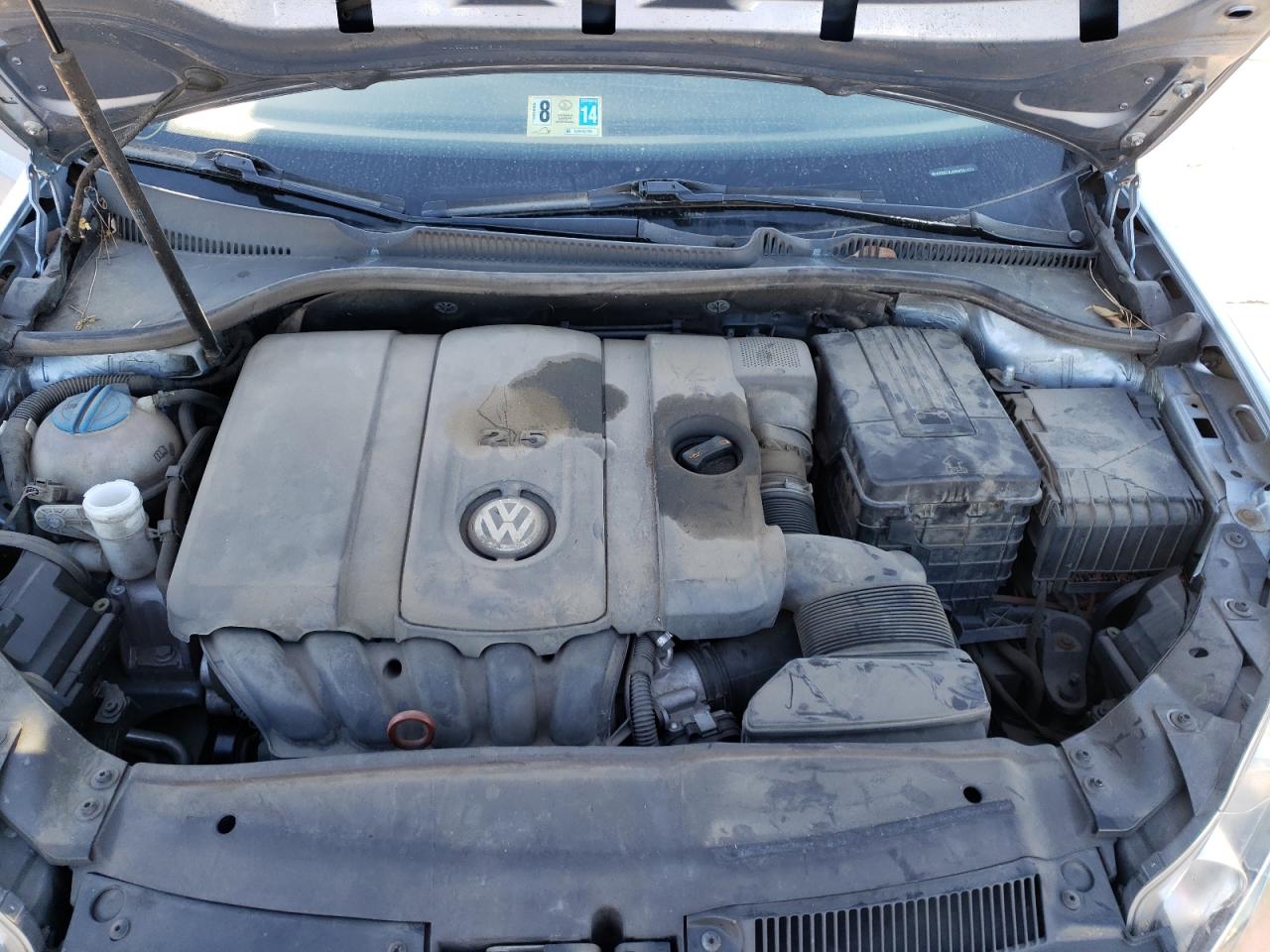 Photo 7 from auction – 2010 VOLKSWAGEN GOLF with VIN WVWDB7AJ9AW331072