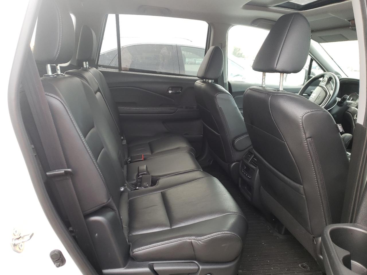 Photo 6 from auction – 2018 HONDA PILOT EXL with VIN 5FNYF6H50JB029926