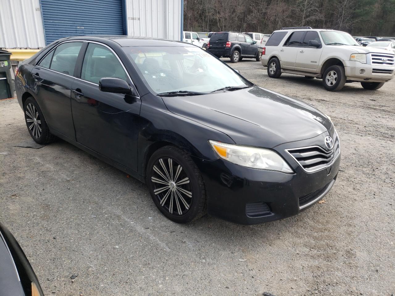 TOYOTA CAMRY BASE 2011 with VIN 4T1BF3EKXBU771883 - Photo from auction