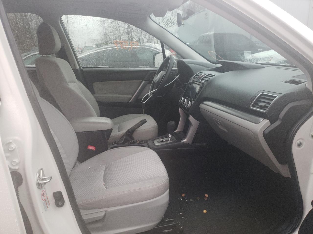 Photo 5 from auction – 2016 SUBARU FORESTER 2 with VIN JF2SJAFC5GH488131