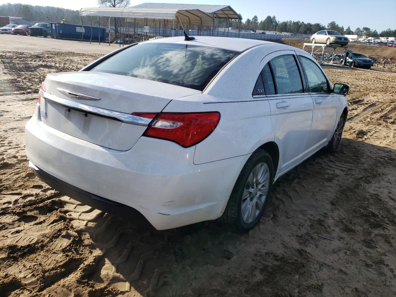Photo 4 from auction – 2012 CHRYSLER 200 LX with VIN 1C3CCBAB8CN127381