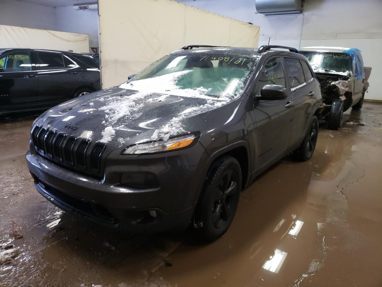 Photo 2 from auction – 2016 JEEP CHEROKEE L with VIN 1C4PJMCS1GW122972