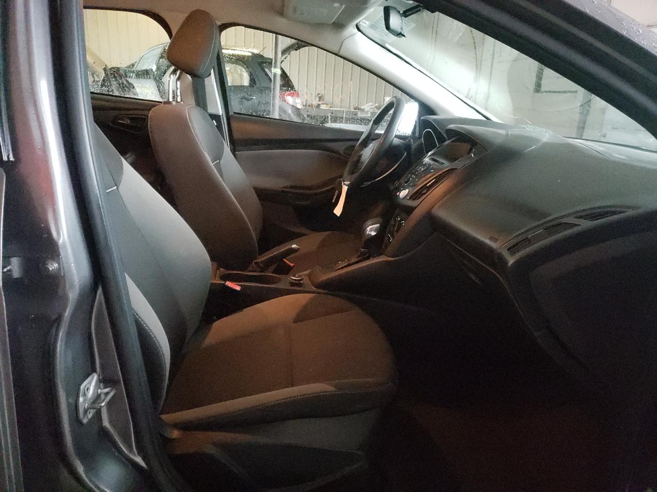 Photo 5 from auction – 2013 FORD FOCUS S with VIN 1FADP3E2XDL275569