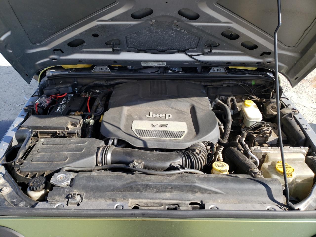 Photo 7 from auction – 2014 JEEP WRANGLER U with VIN 1C4BJWDGXEL116635