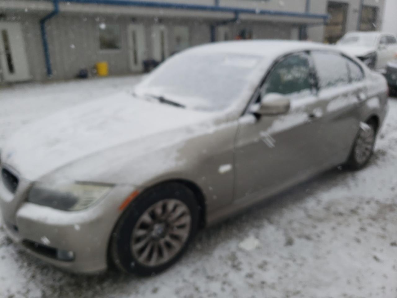 Photo 2 from auction – 2009 BMW 328 I with VIN WBAPH77539NL82216