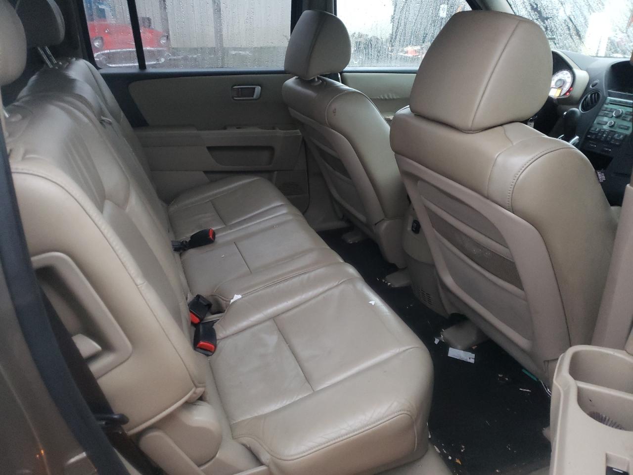 Photo 6 from auction – 2011 HONDA PILOT EXL with VIN 5FNYF3H51BB027599
