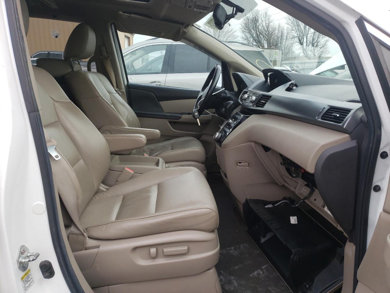 Photo 5 from auction – 2012 HONDA ODYSSEY EX with VIN 5FNRL5H6XCB047160