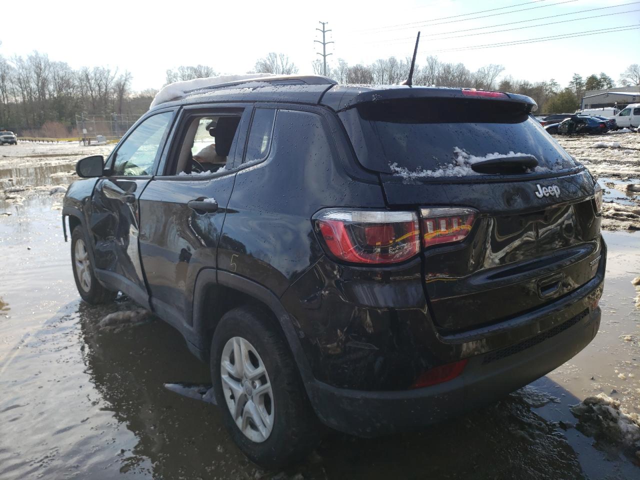 Photo 3 from auction – 2018 JEEP COMPASS SP with VIN 3C4NJCAB8JT502697