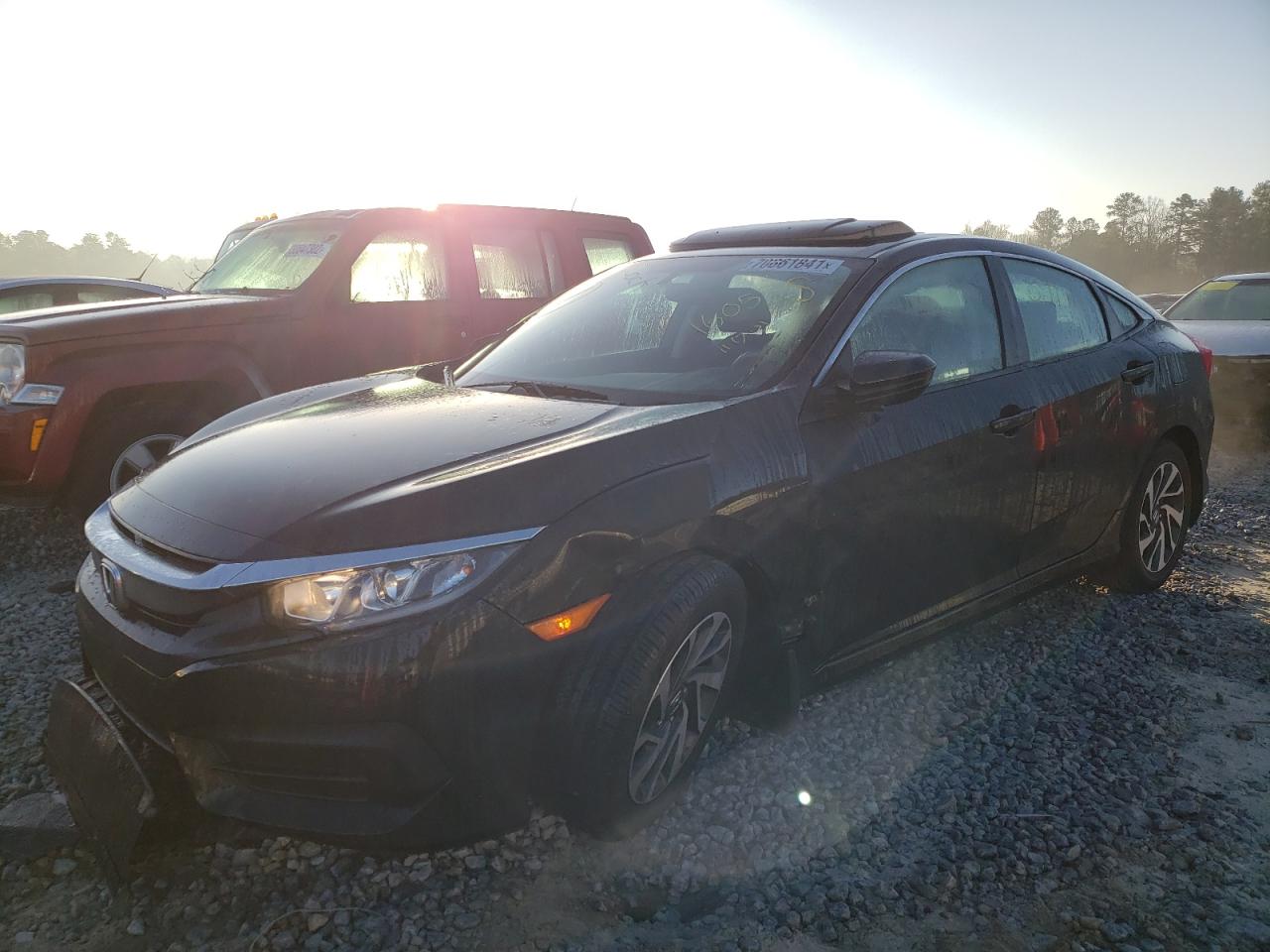 Photo 2 from auction – 2016 HONDA CIVIC EX with VIN 19XFC2F74GE016057
