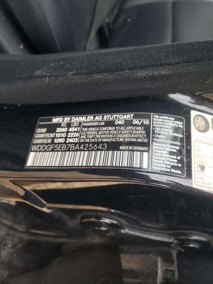 Photo 10 from auction – 2011 MERCEDES-BENZ C 300 with VIN WDDGF5EB7BA425643