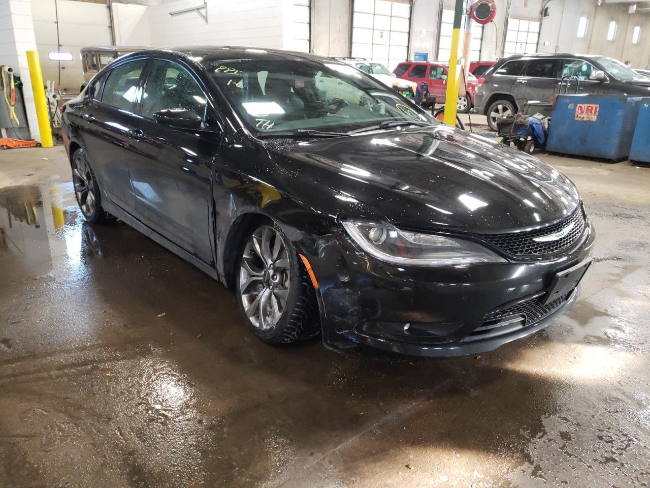 صورة رقم 1 من المزاد - 2015 CHRYSLER 200 S مع VIN 1C3CCCBG8FN525890