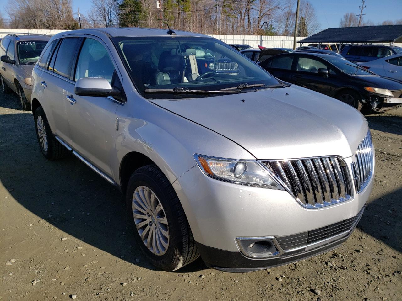 LINCOLN MKX 2013 with VIN 2LMDJ6JK5DBL15611 - Photo from auction
