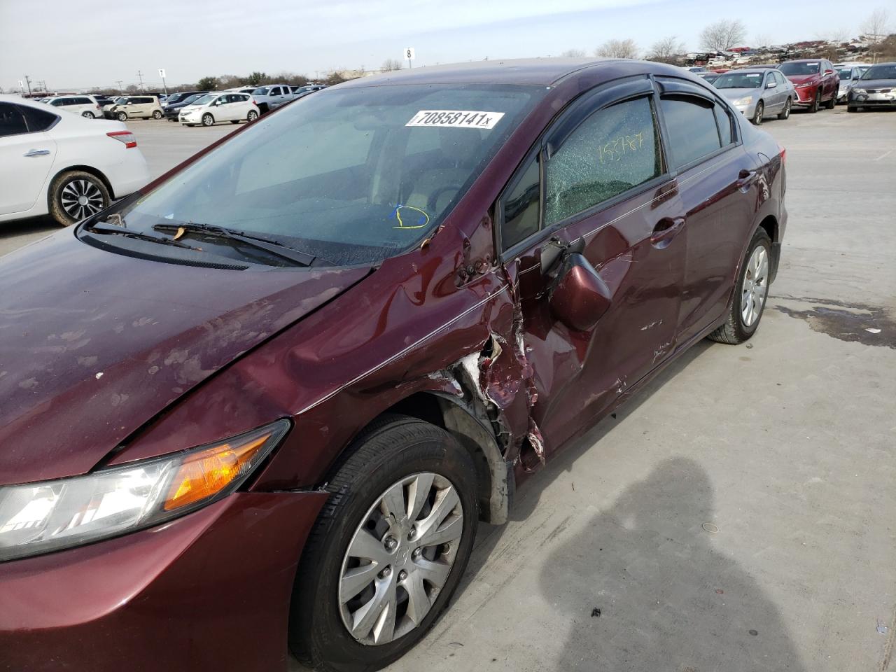 Photo 9 from auction – 2012 HONDA CIVIC LX with VIN 19XFB2F5XCE074315
