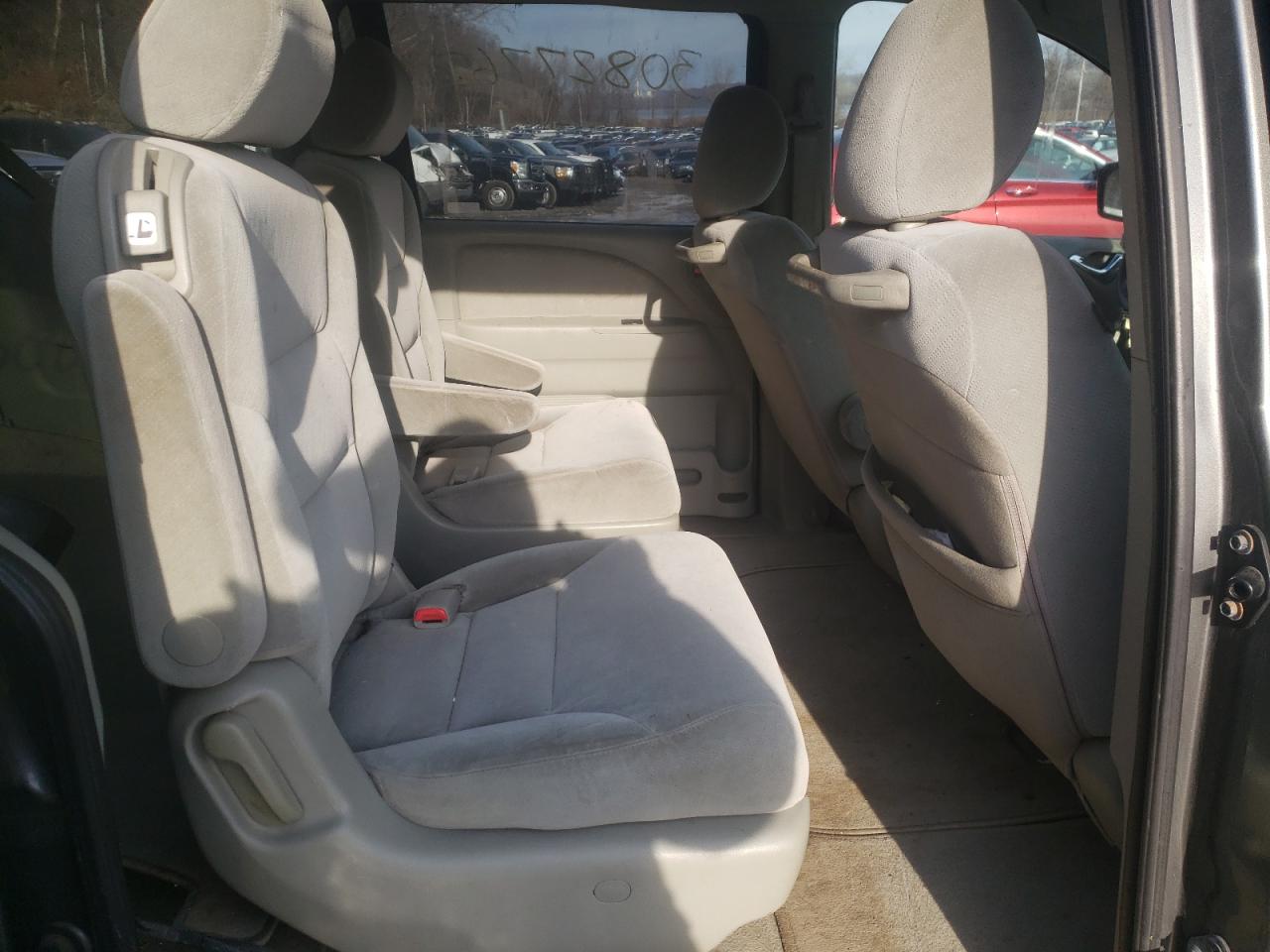 Photo 6 from auction – 2008 HONDA ODYSSEY LX with VIN 5FNRL38218B098765