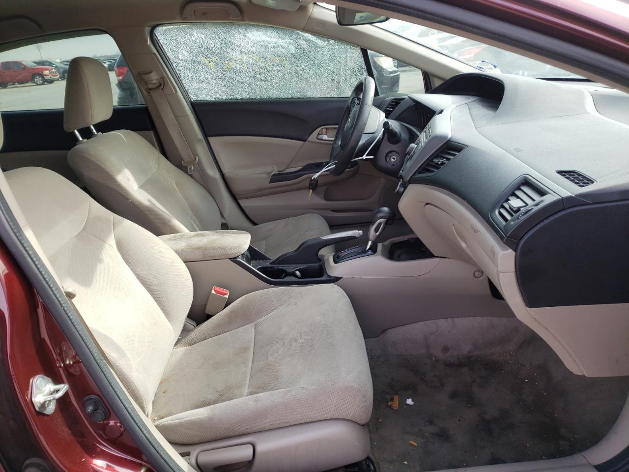Photo 5 from auction – 2012 HONDA CIVIC LX with VIN 19XFB2F5XCE074315