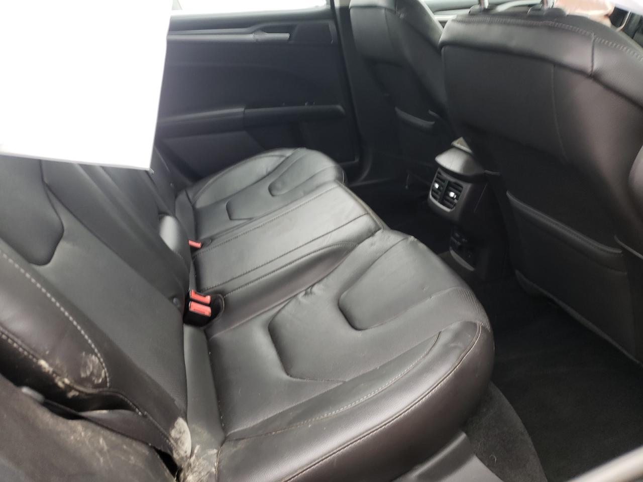 Photo 6 from auction – 2015 FORD FUSION TIT with VIN 3FA6P0SUXFR284161