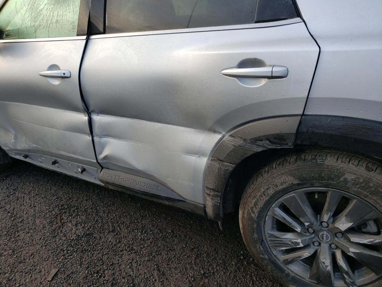 Photo 10 from auction – 2022 NISSAN PATHFINDER with VIN 5N1DR3AC4NC210636