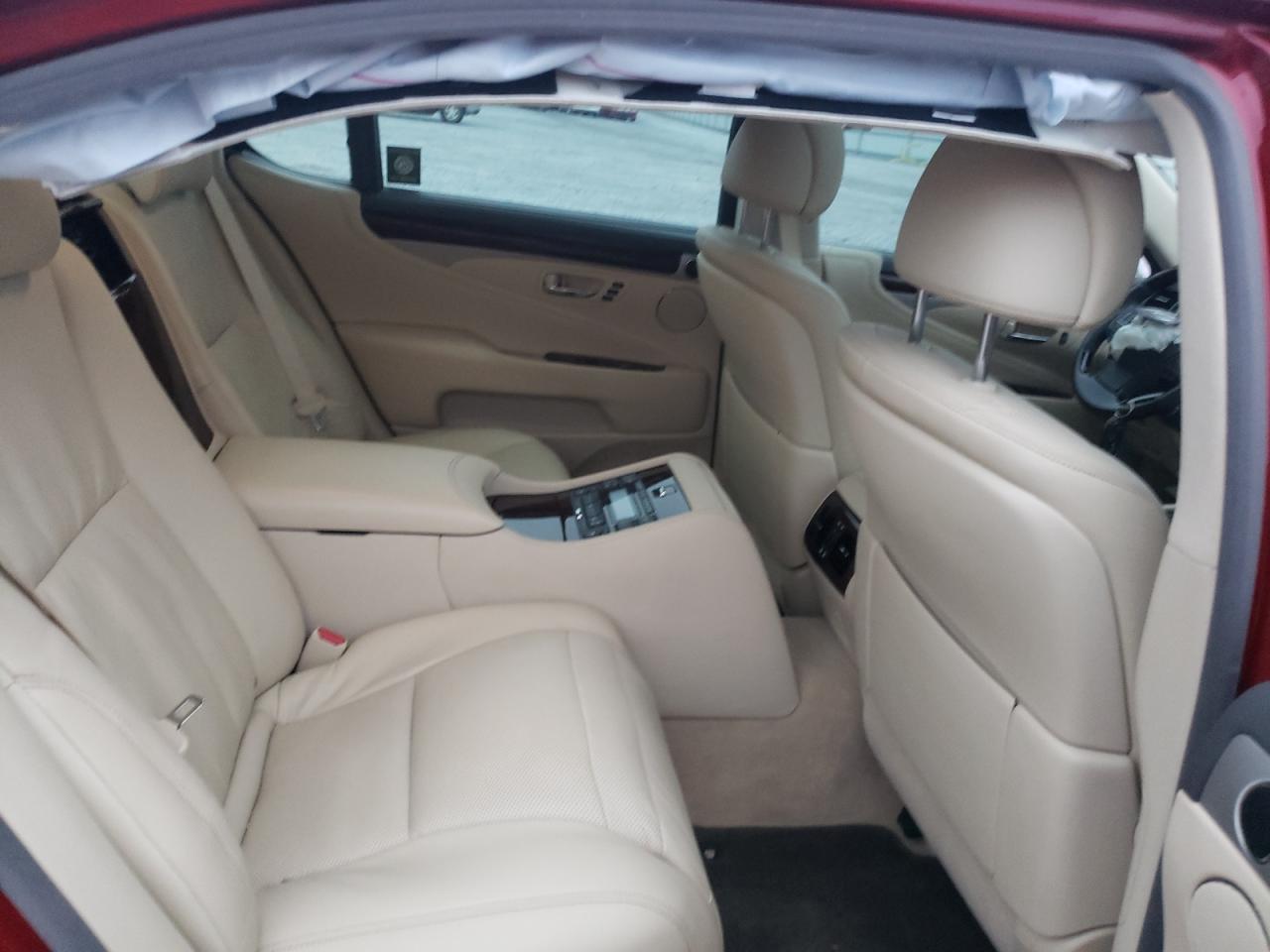 Photo 6 from auction – 2015 LEXUS LS 460L with VIN JTHDL1EF9F5007115