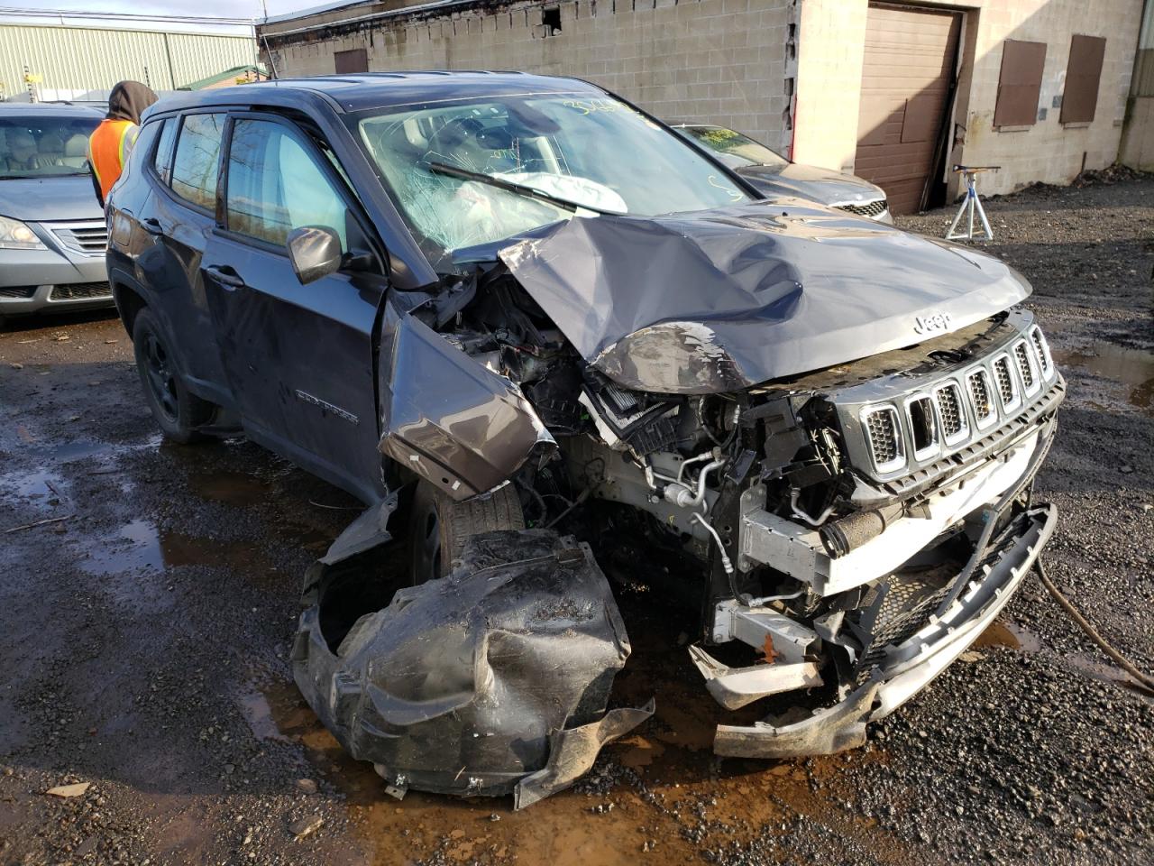 JEEP COMPASS SP 2018 with VIN 3C4NJDAB1JT248918 - Photo from auction