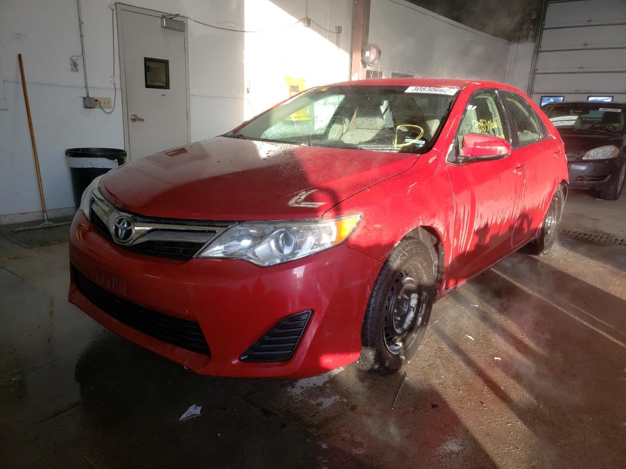 Photo 2 from auction – 2013 TOYOTA CAMRY LE with VIN 4T1BF1FK6DU666134