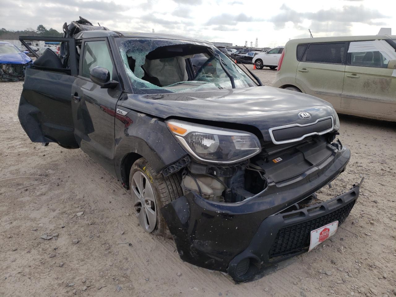 KIA SOUL 2016 with VIN KNDJN2A25G7340733 - Photo from auction